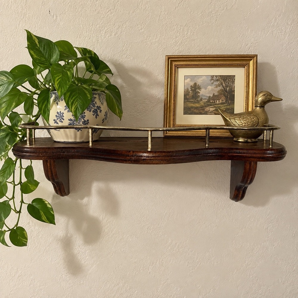 Vintage HOMCO Wood Wall Shelf 16" Brass Gallery Rail Plate Groove Rack Cherry